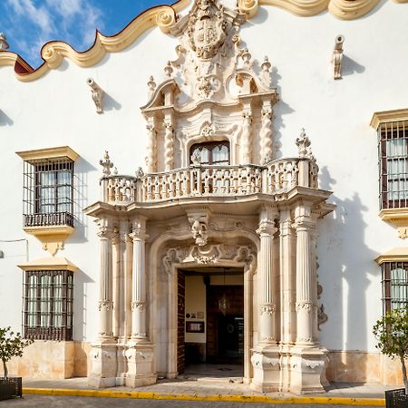 Palacio Marques De La Gomera Hotel Osuna Exterior photo