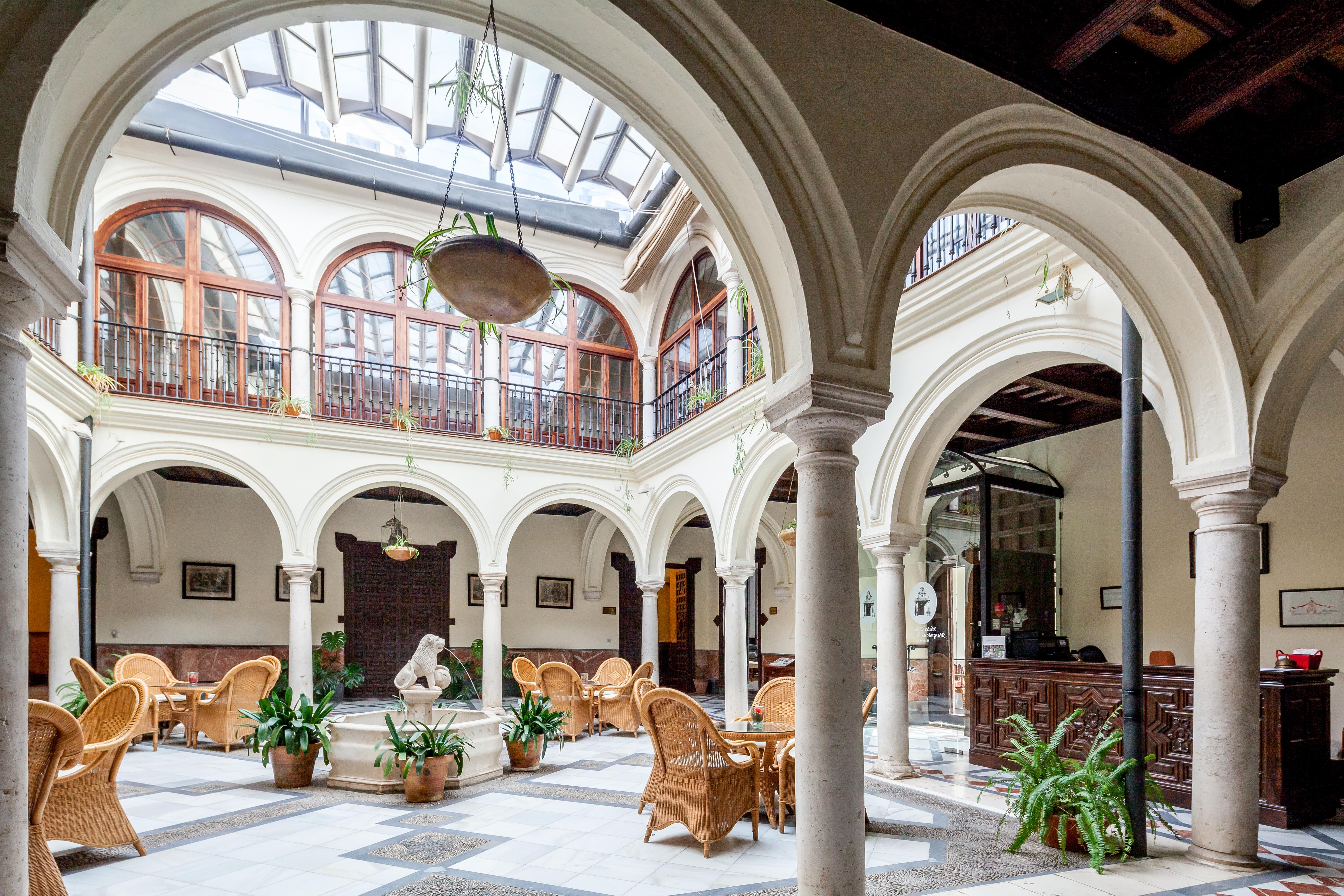 Palacio Marques De La Gomera Hotel Osuna Exterior photo